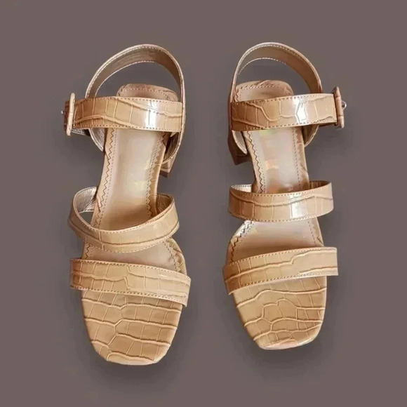 Circus by Sam edelman fisher strappy sandals size 6.5 tan camel color - Picture 1 of 14